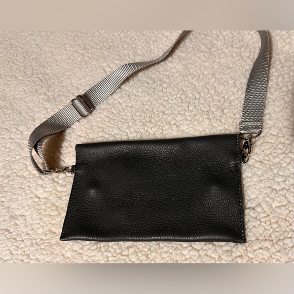 Jesse & Co grey leather belt bag fanny pack over shoulder or crossbody purse - Picture 3 of 10